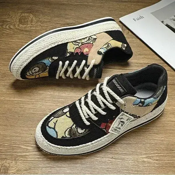 Mens Color-Matching Canvas Sneakers | UV-Resistant Low-Top Casual Shoes in Beige, Black, Green