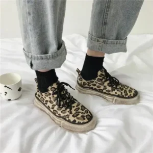 Mukeshhousehold Women Fashion Leopard Printing Flat Sneakers